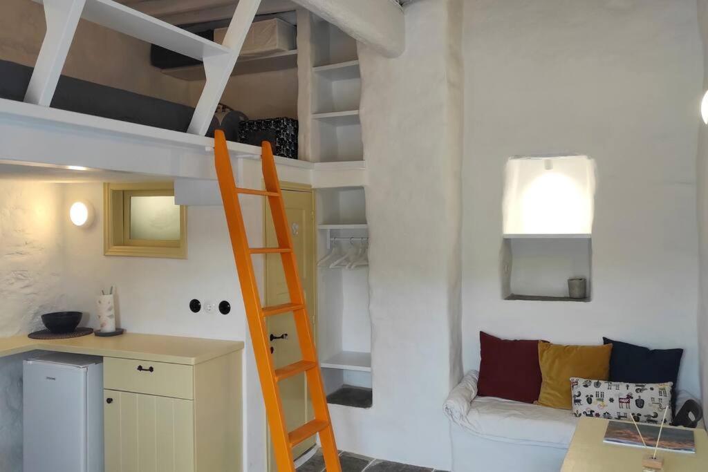 Hidden Gem - Sifnos, Kastro. Apartment Kastron  Bagian luar foto