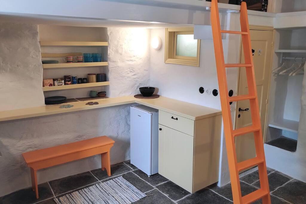 Hidden Gem - Sifnos, Kastro. Apartment Kastron  Bagian luar foto