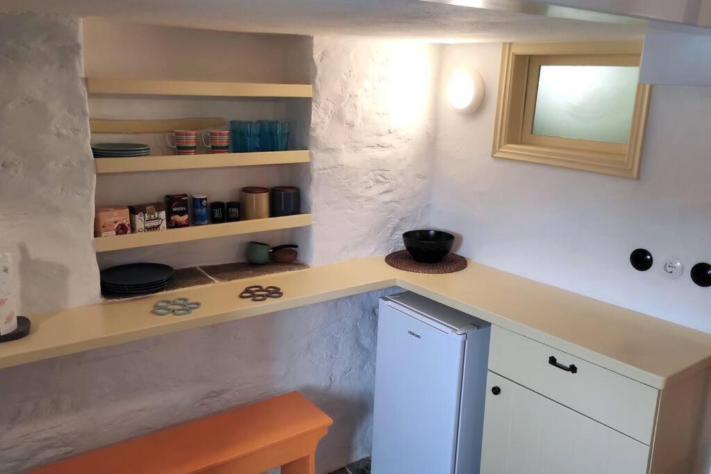 Hidden Gem - Sifnos, Kastro. Apartment Kastron  Bagian luar foto